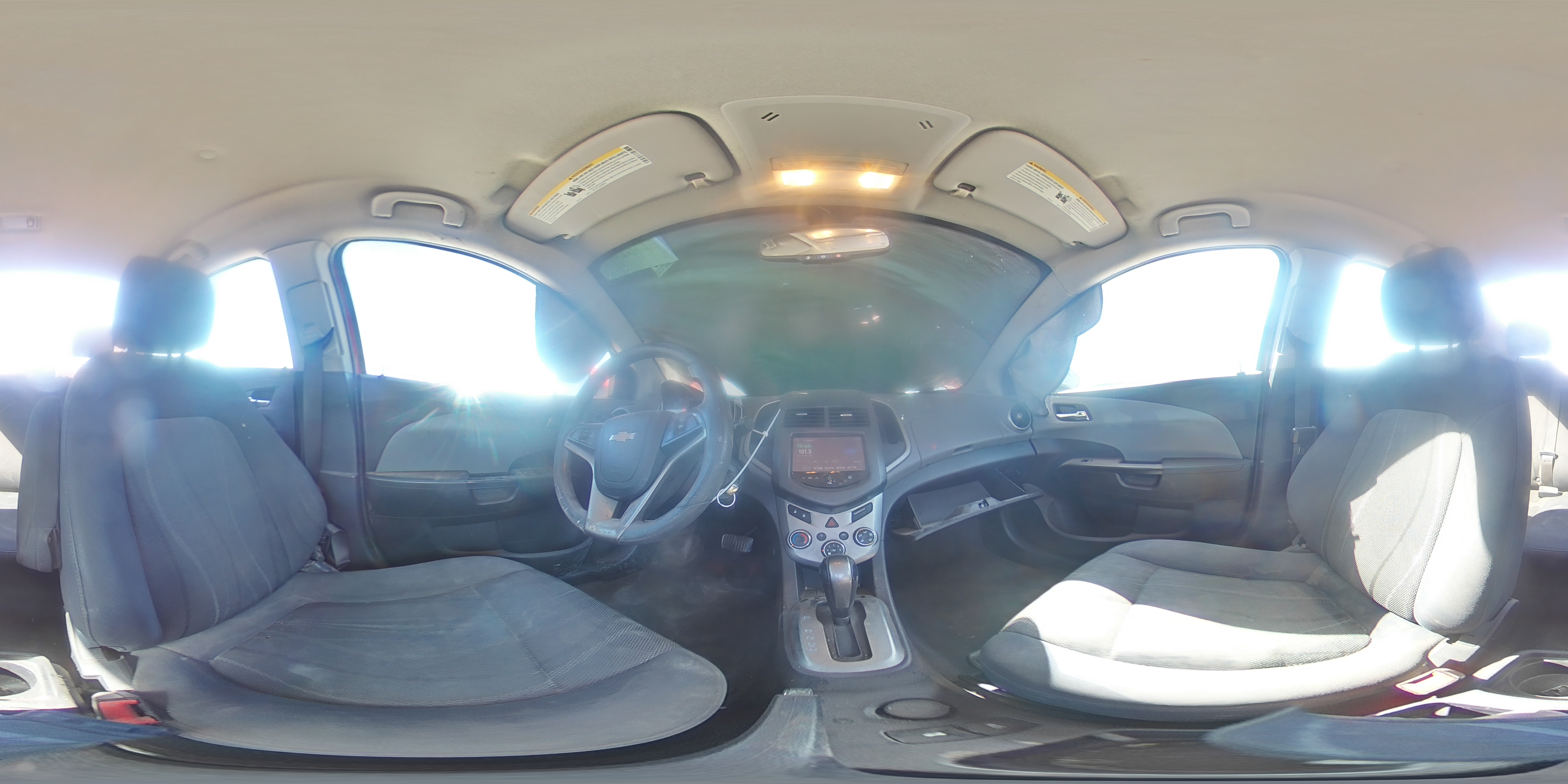 2014 Chevrolet Sonic - Image 12