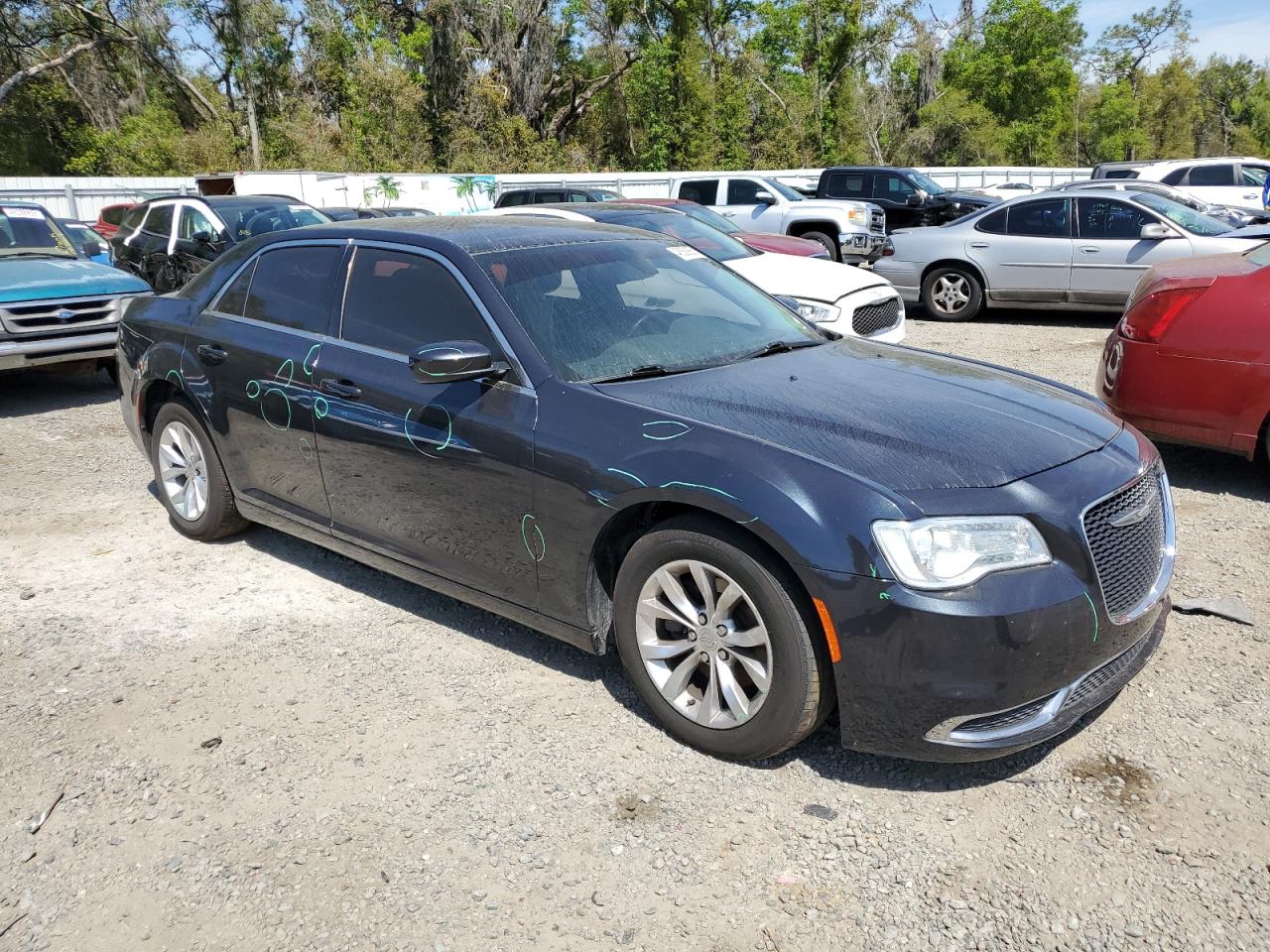 2016 Chrysler 300 - Image 4