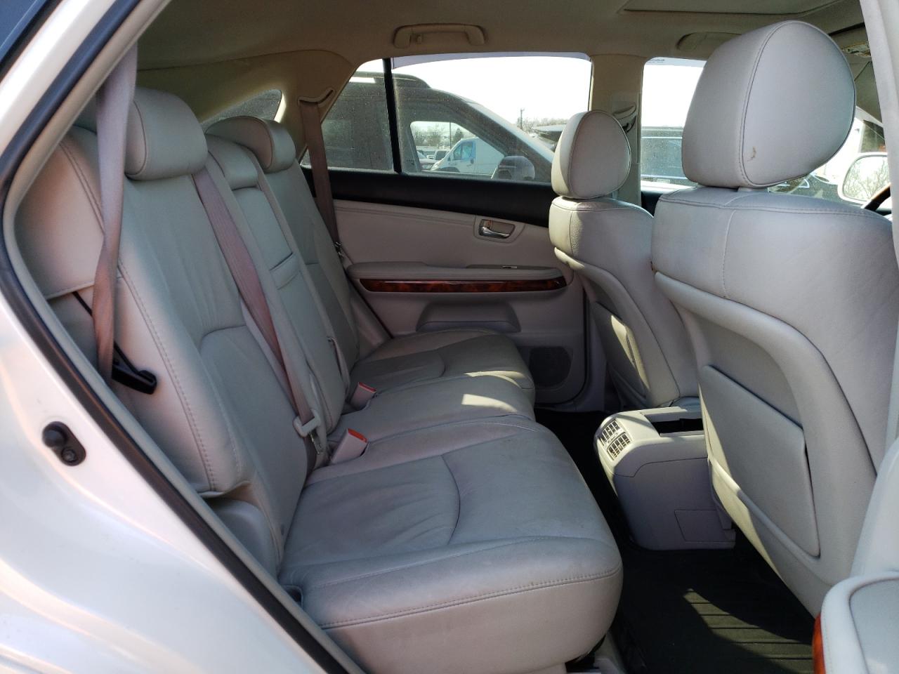 2009 Lexus RX - Image 11