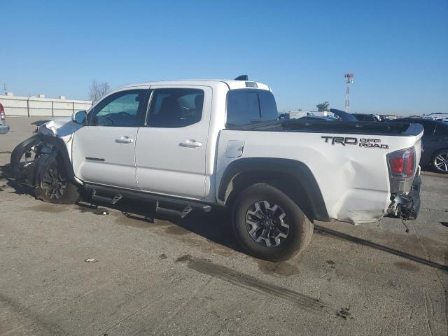  TOYOTA TACOMA 2021 Biały