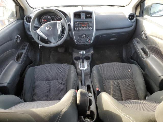  NISSAN VERSA 2018 Серебристый