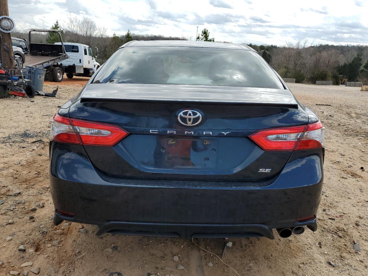 2018 Toyota Camry - Image 6