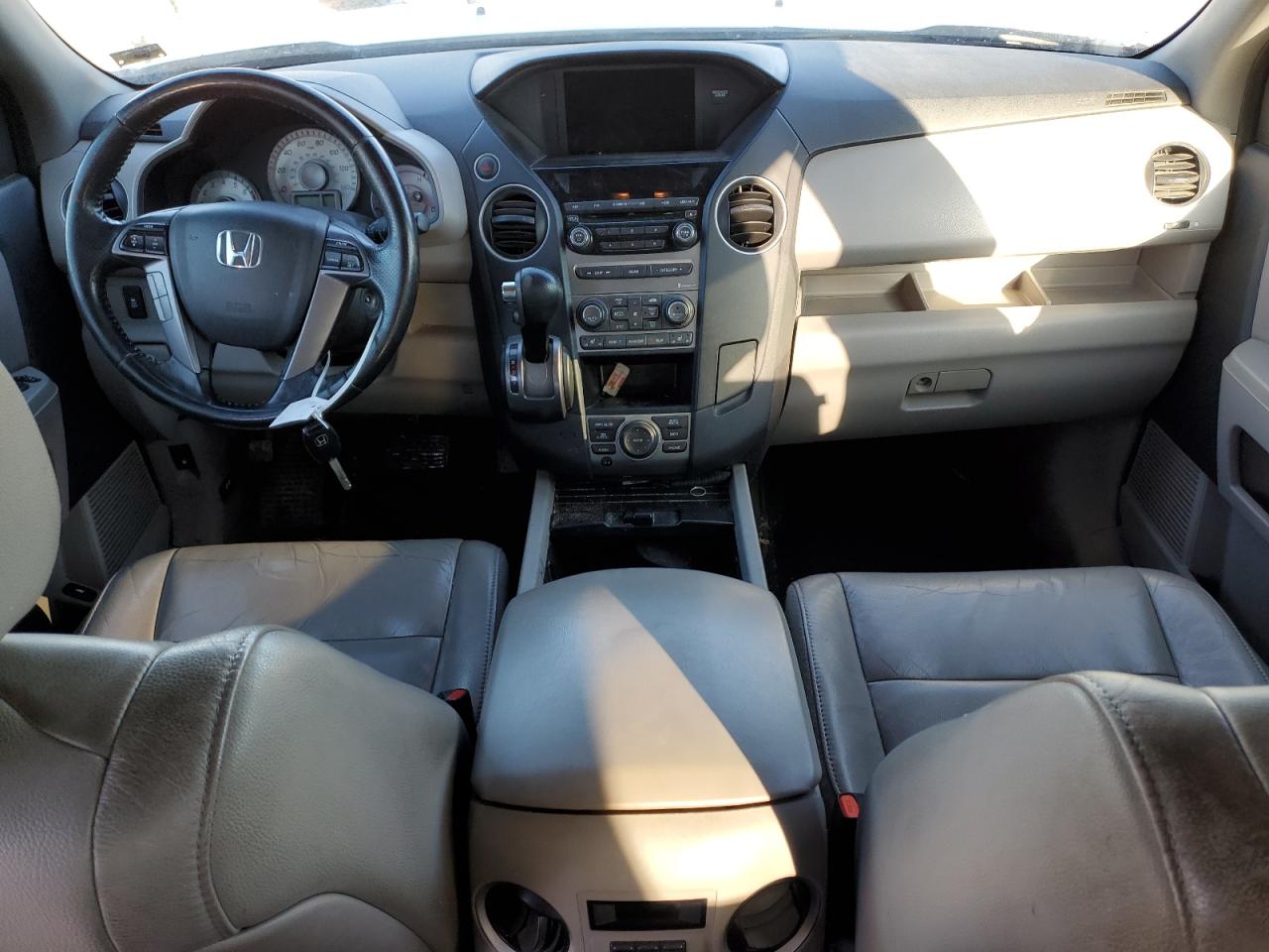 2015 Honda Pilot - Image 8