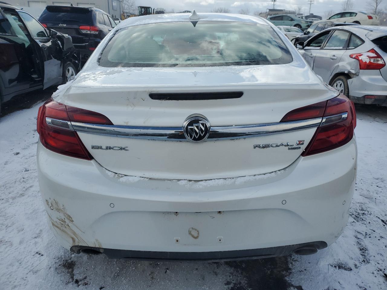 2017 Buick Regal - Image 6