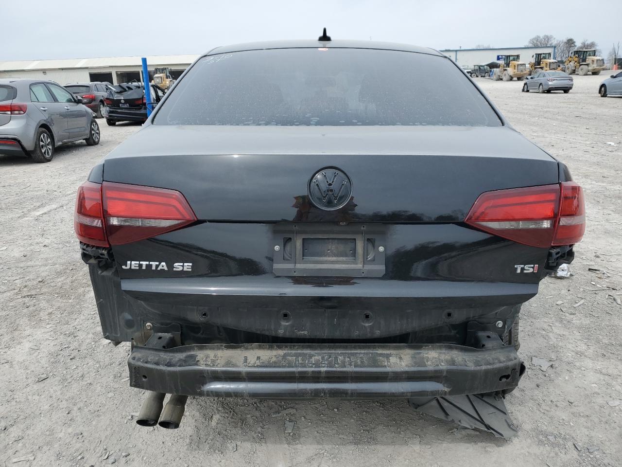 2016 Volkswagen Jetta - Image 6