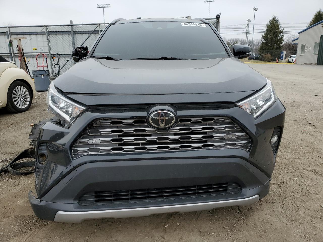 2019 Toyota RAV 4 - Image 5