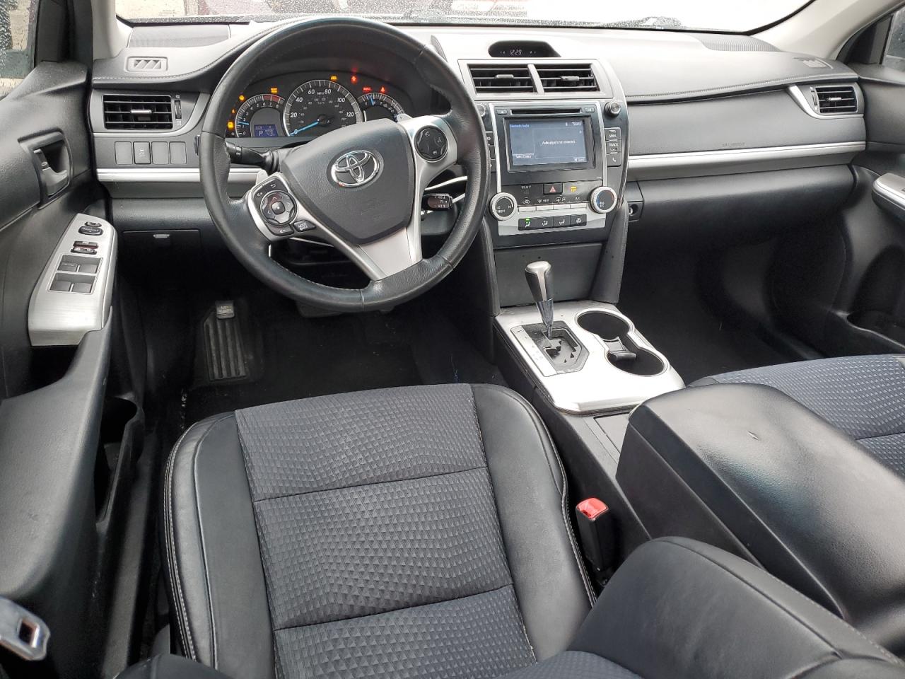 2014 Toyota Camry - Image 8