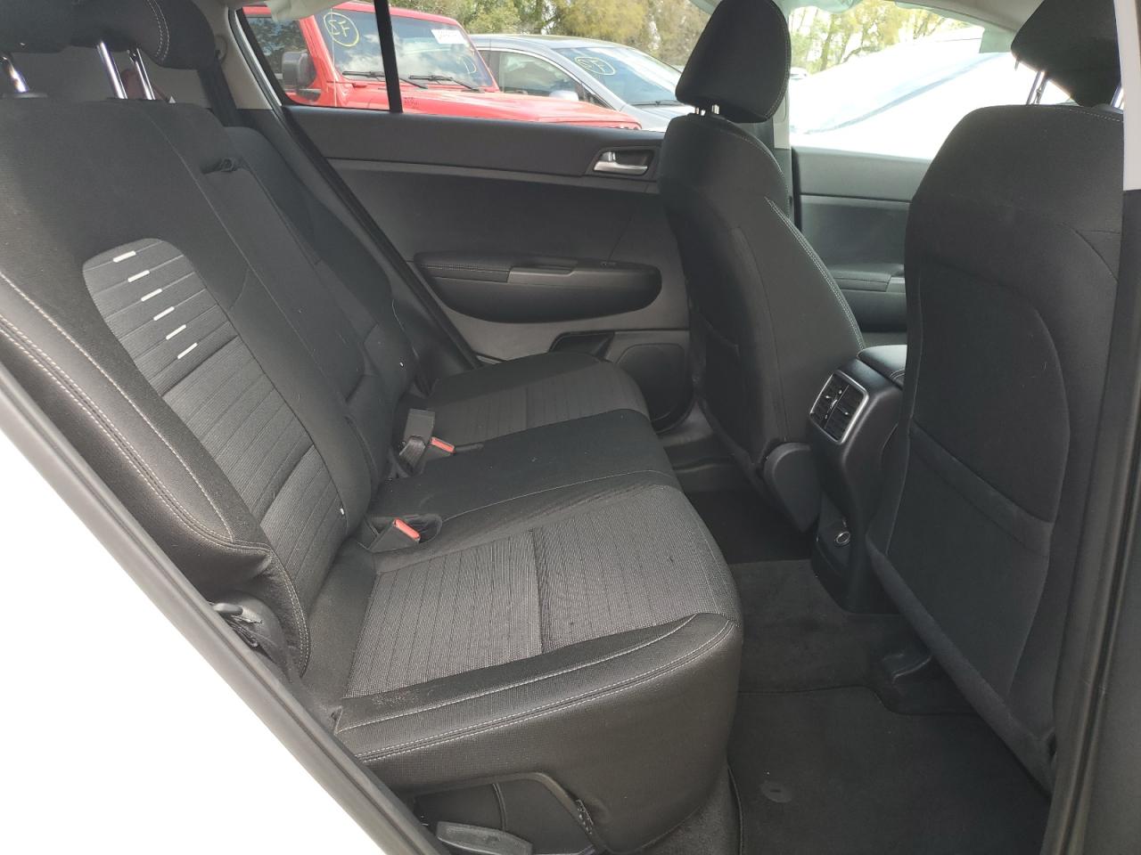 2021 Kia Sportage - Image 10