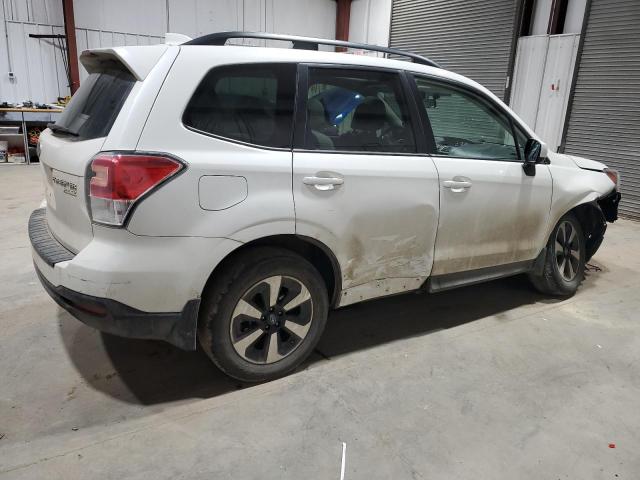  SUBARU FORESTER 2017 Белы