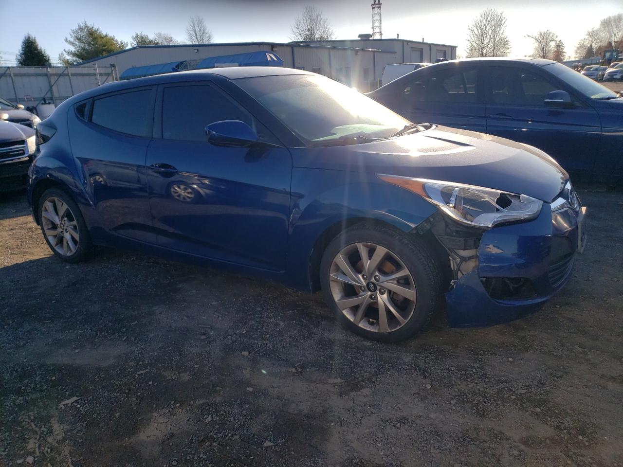 2017 Hyundai Veloster - Image 4