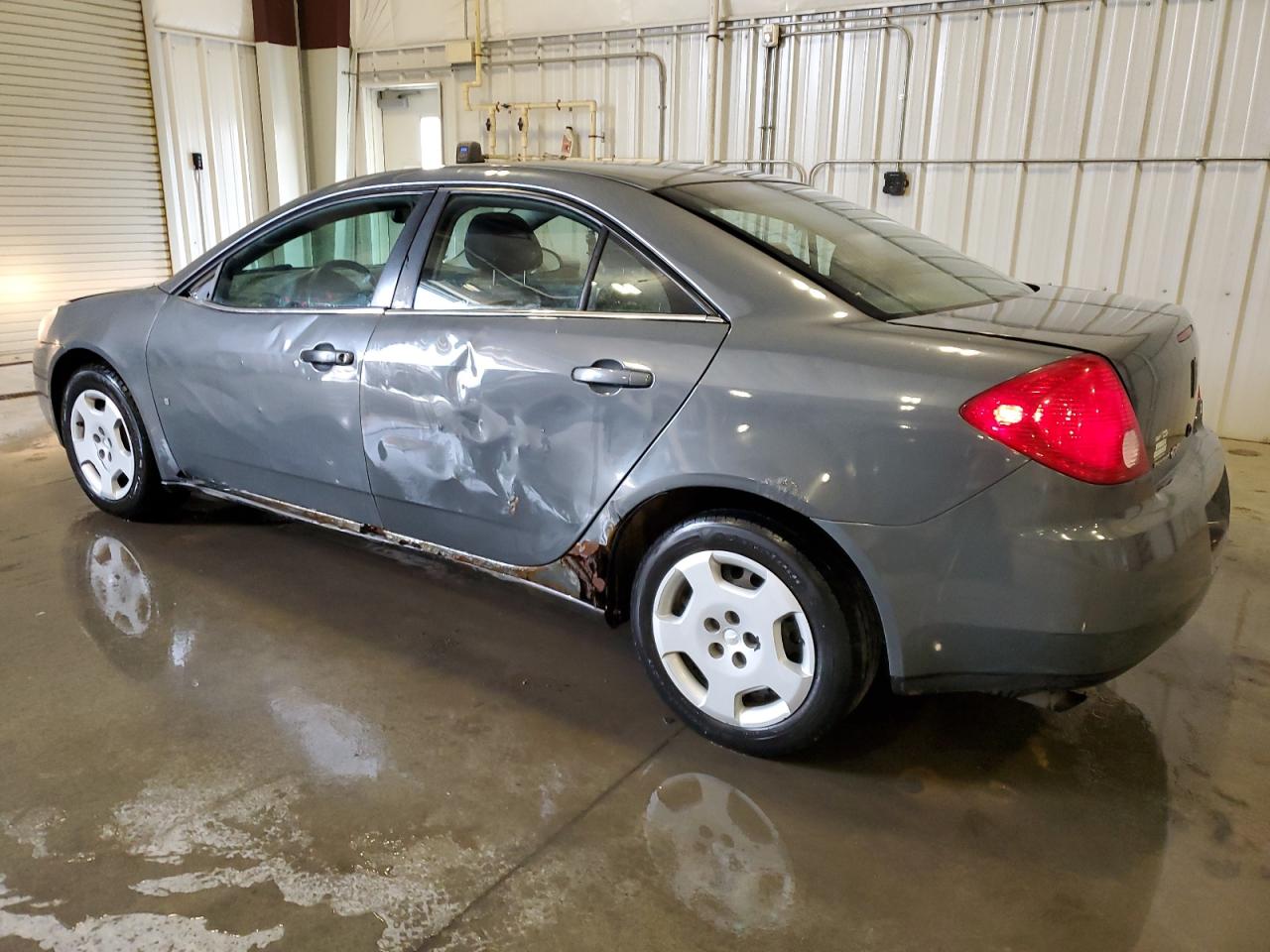 2008 Pontiac G6 - Image 2