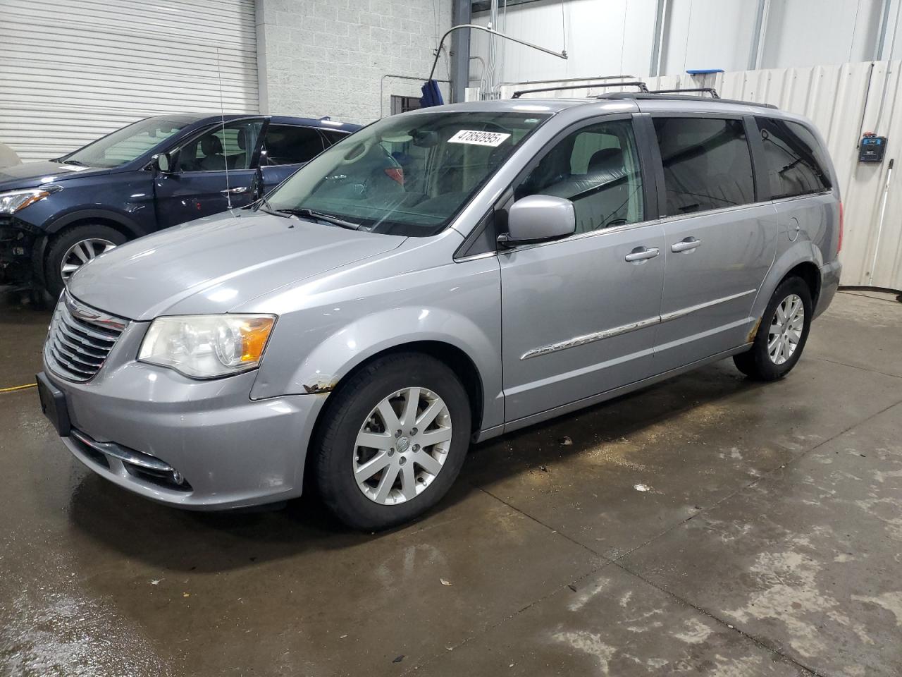 2014 Chrysler Town & Country - Image 1