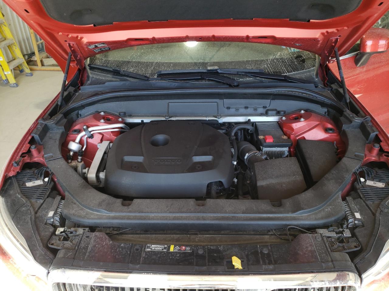 2018 Volvo XC60 - Image 12