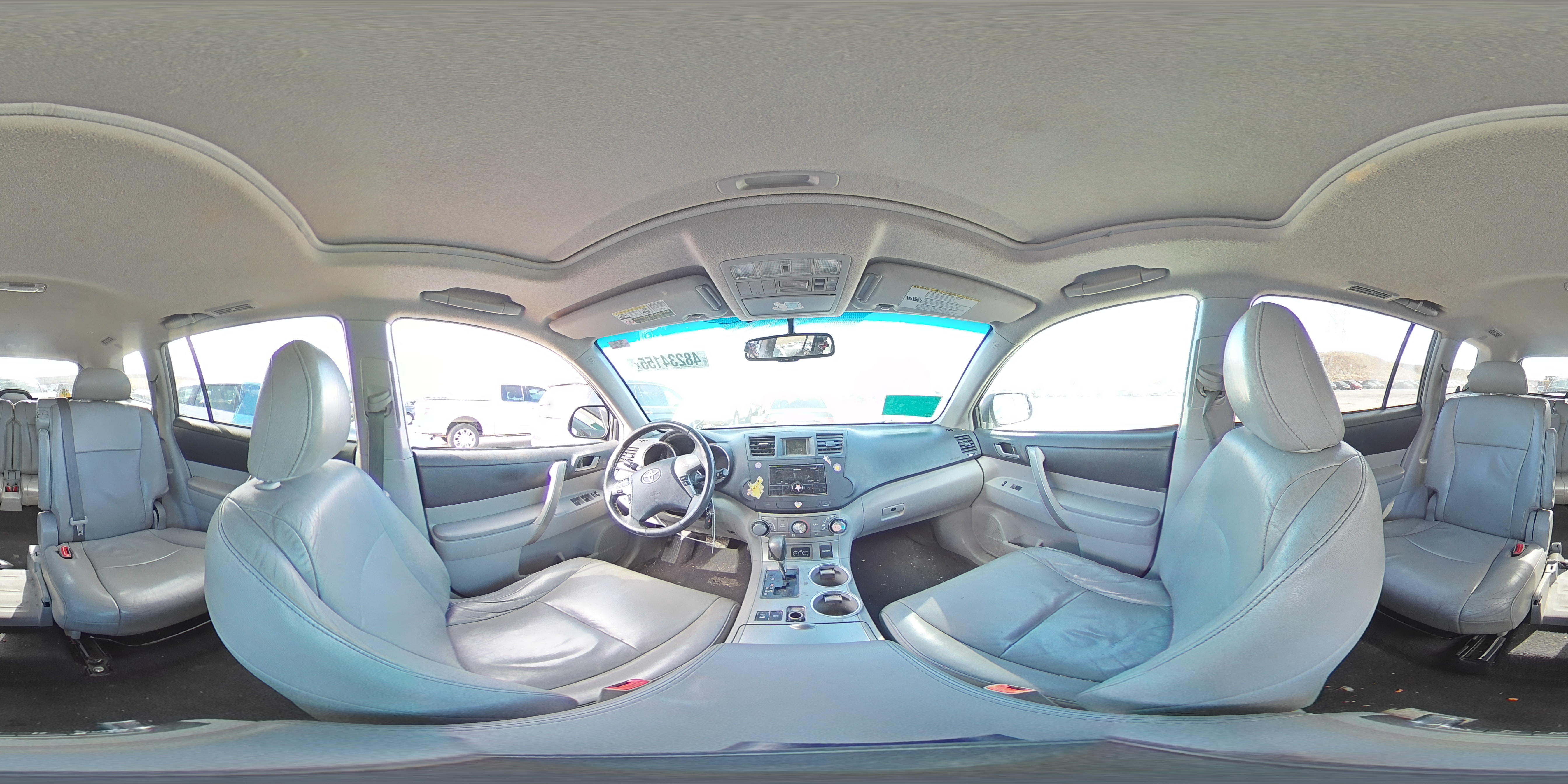 2012 Toyota Highlander - Image 14