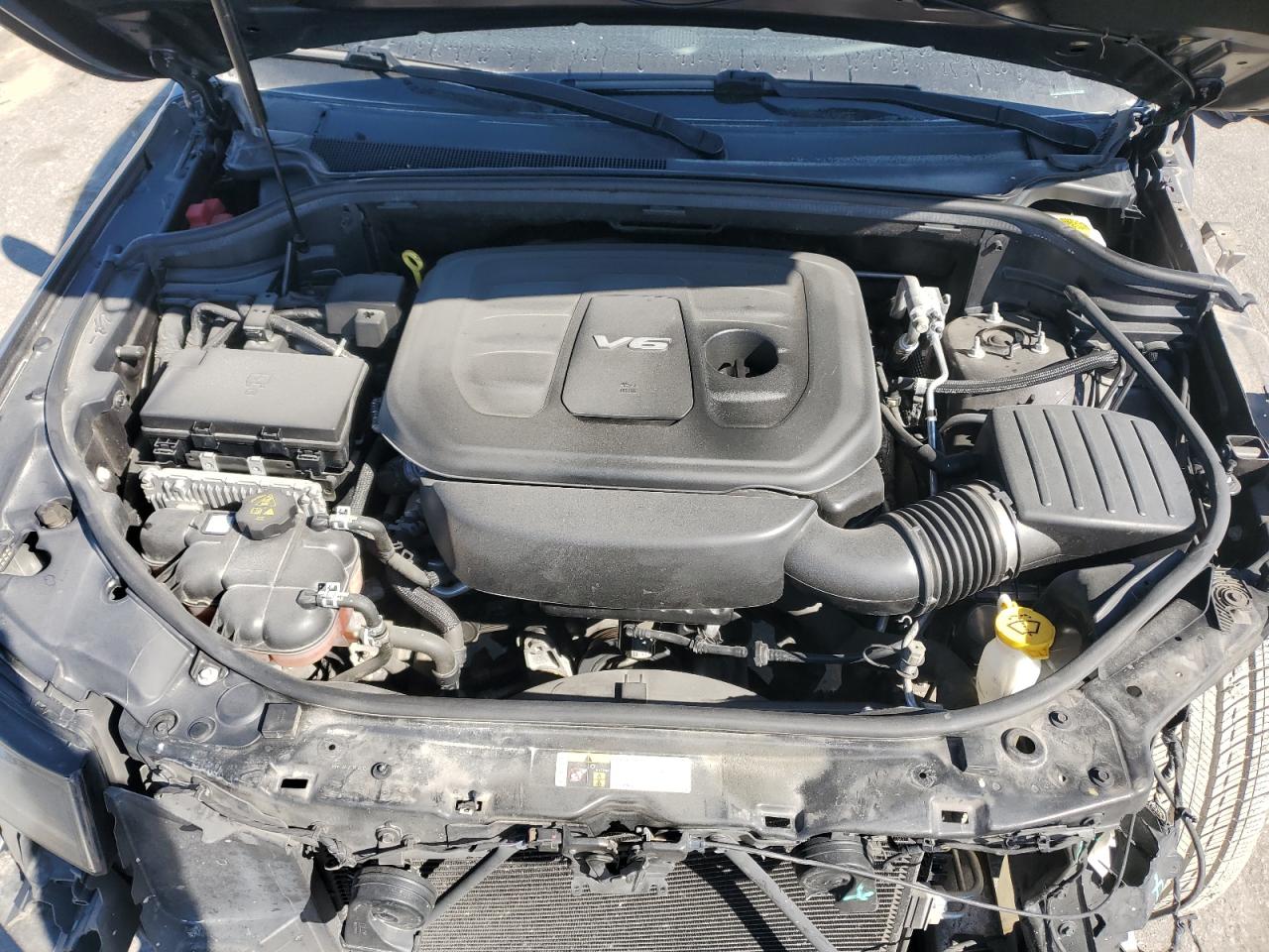 2018 Jeep Grand Cherokee - Image 12