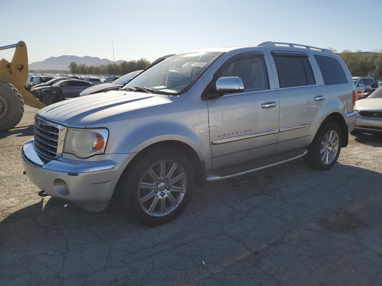 2008 Chrysler Aspen - Image 1