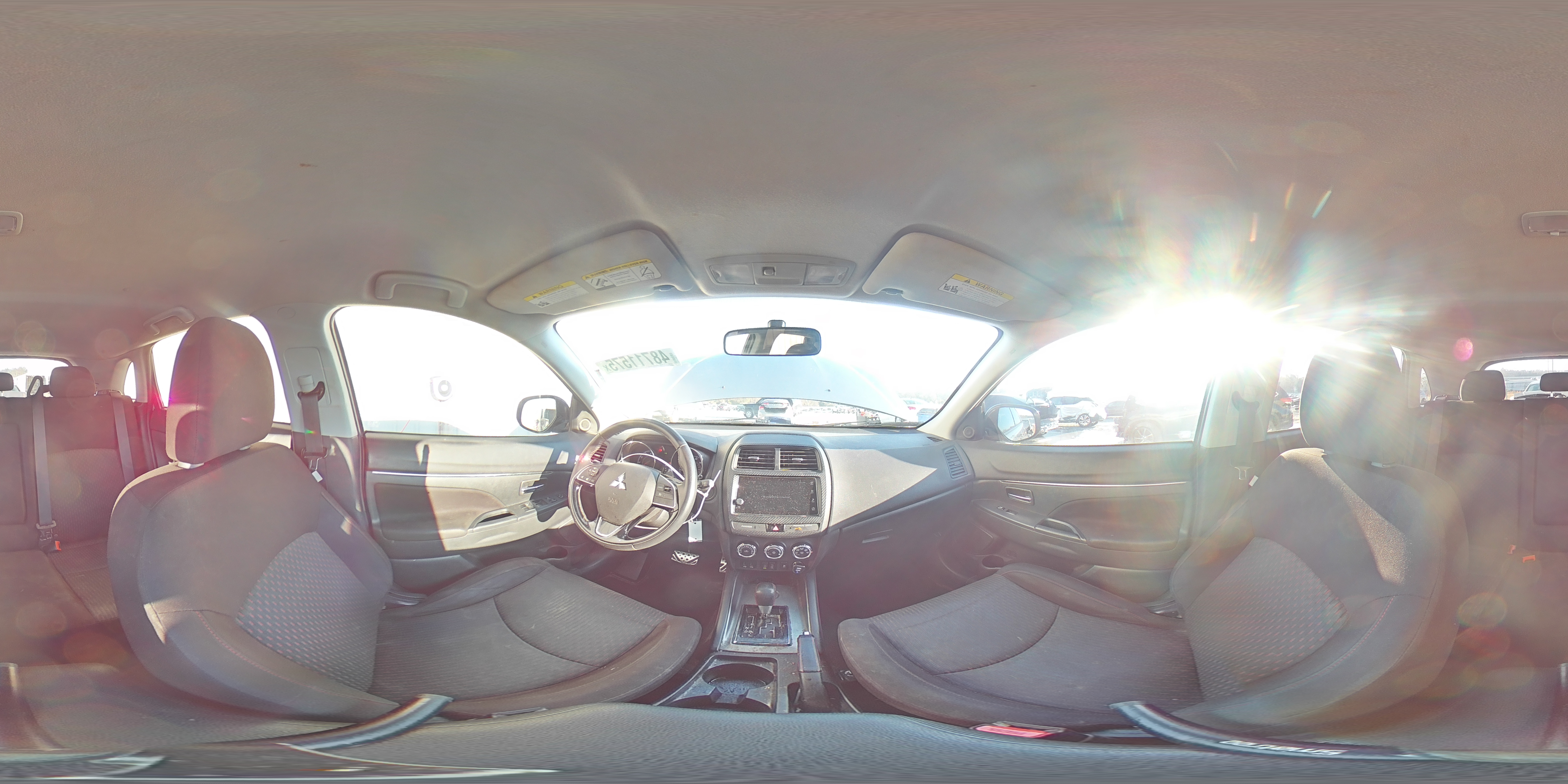 2019 Mitsubishi Outlander - Image 15