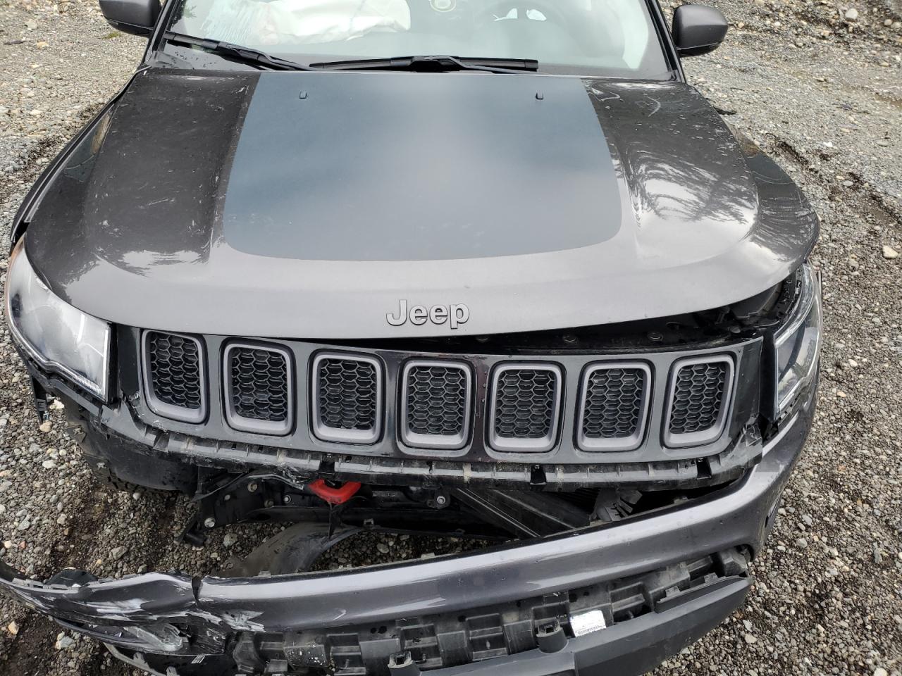 2021 Jeep Compass - Image 13