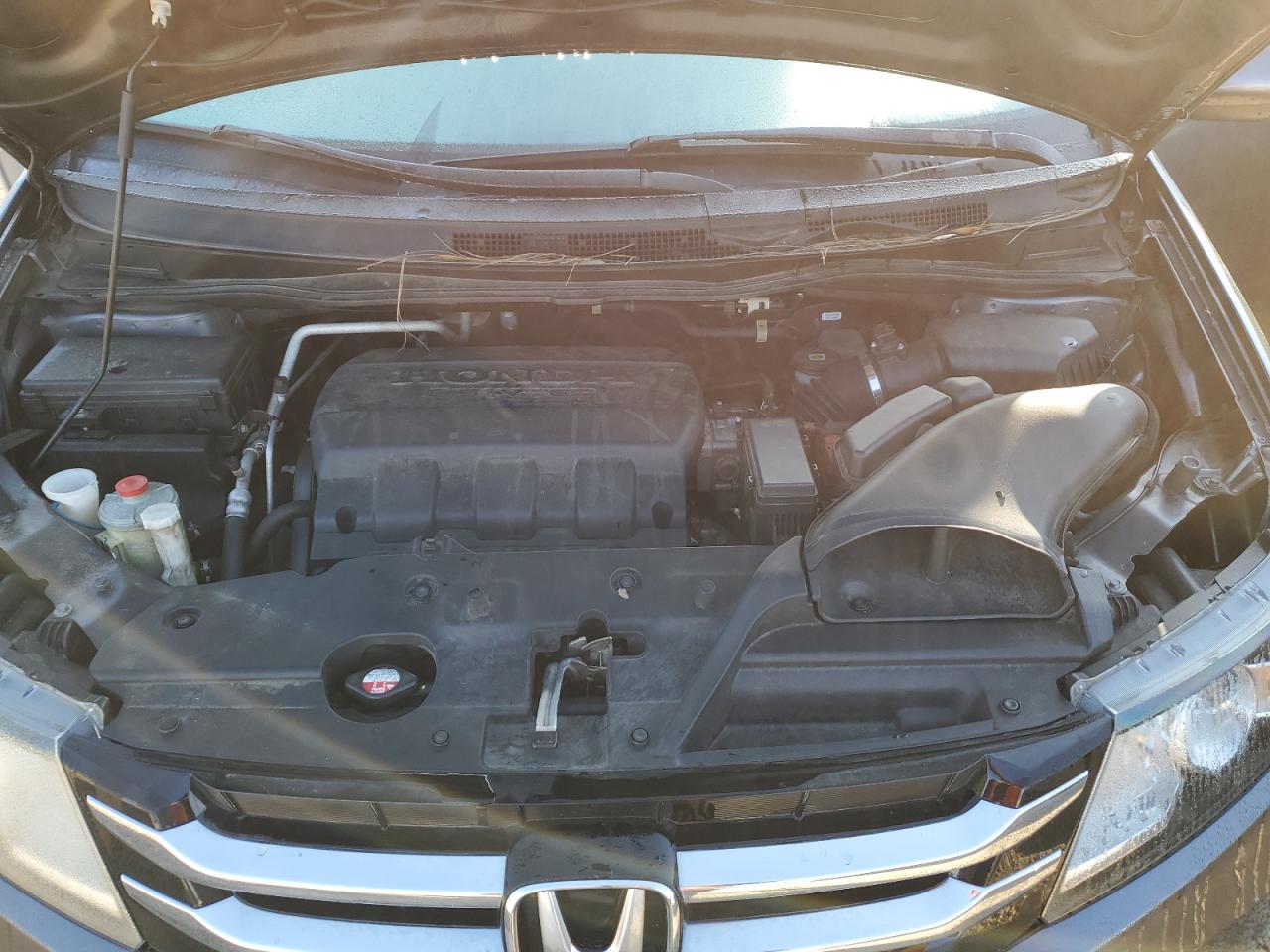 2016 Honda Odyssey - Image 12