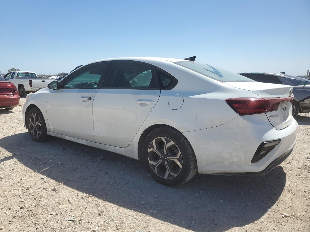 2021 Kia Forte - Image 2