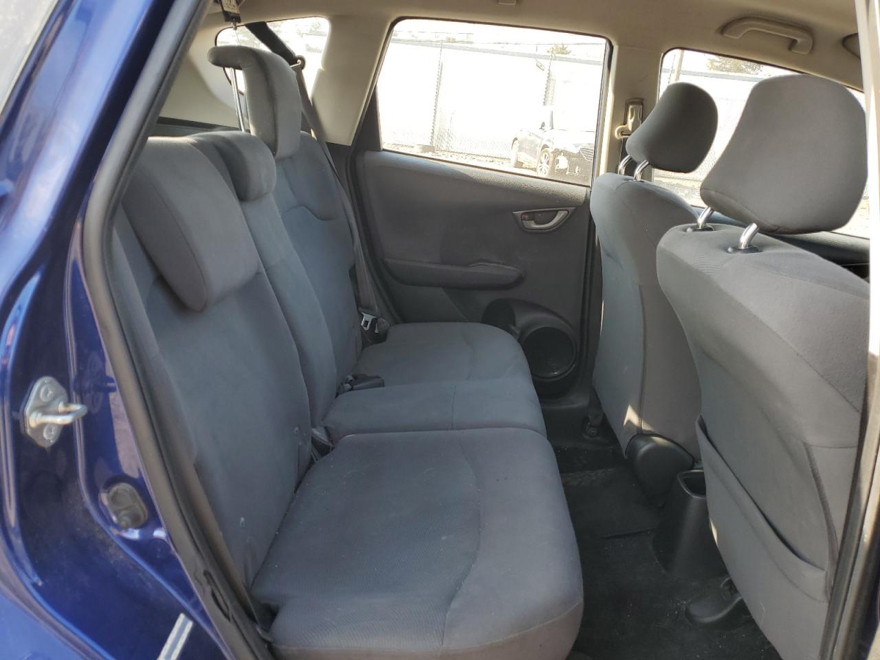 2013 Honda Fit - Image 10