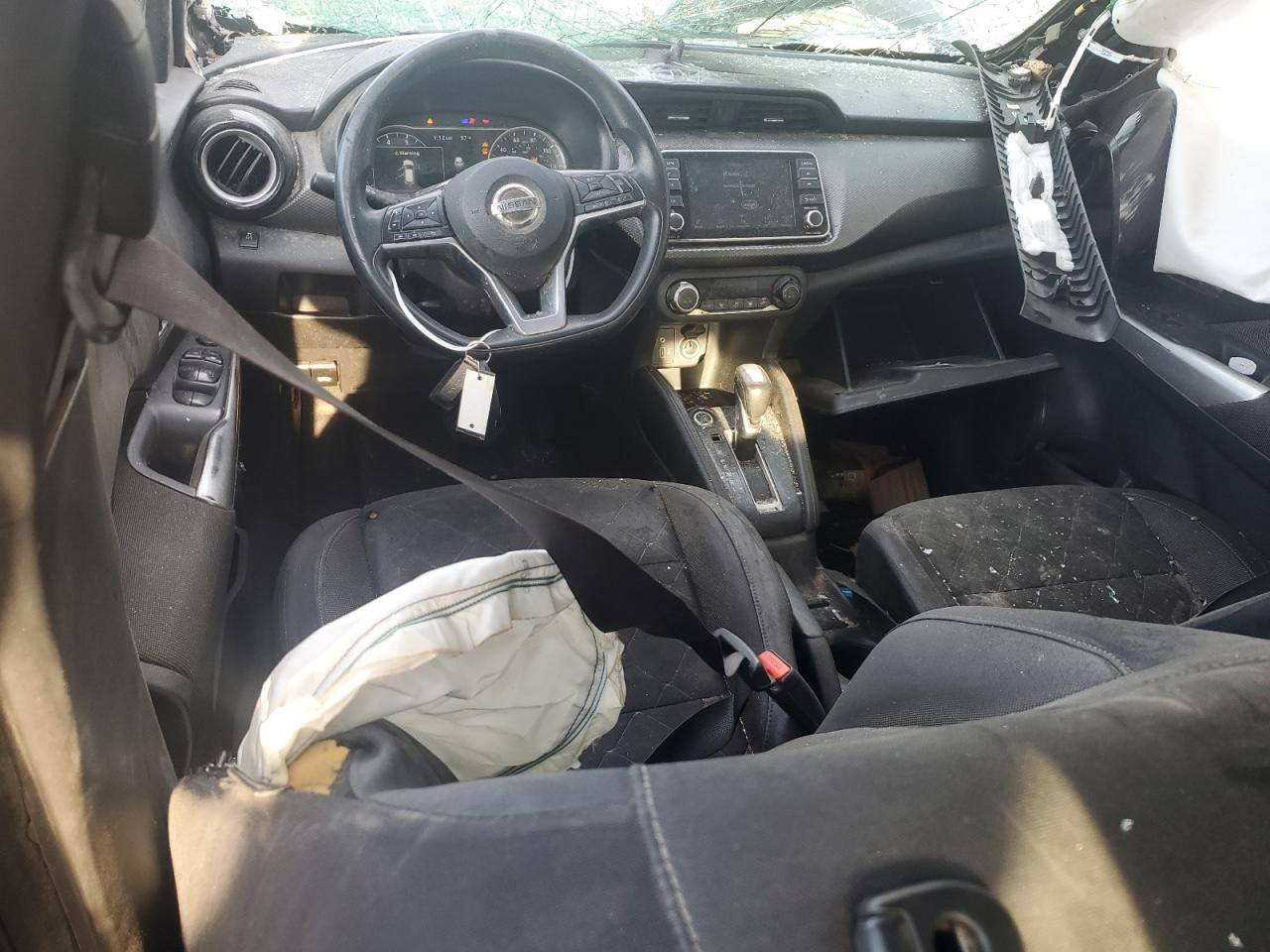 2018 Nissan Kicks S VIN: 3N1CP5CU0JL545305 Lot: 49274535