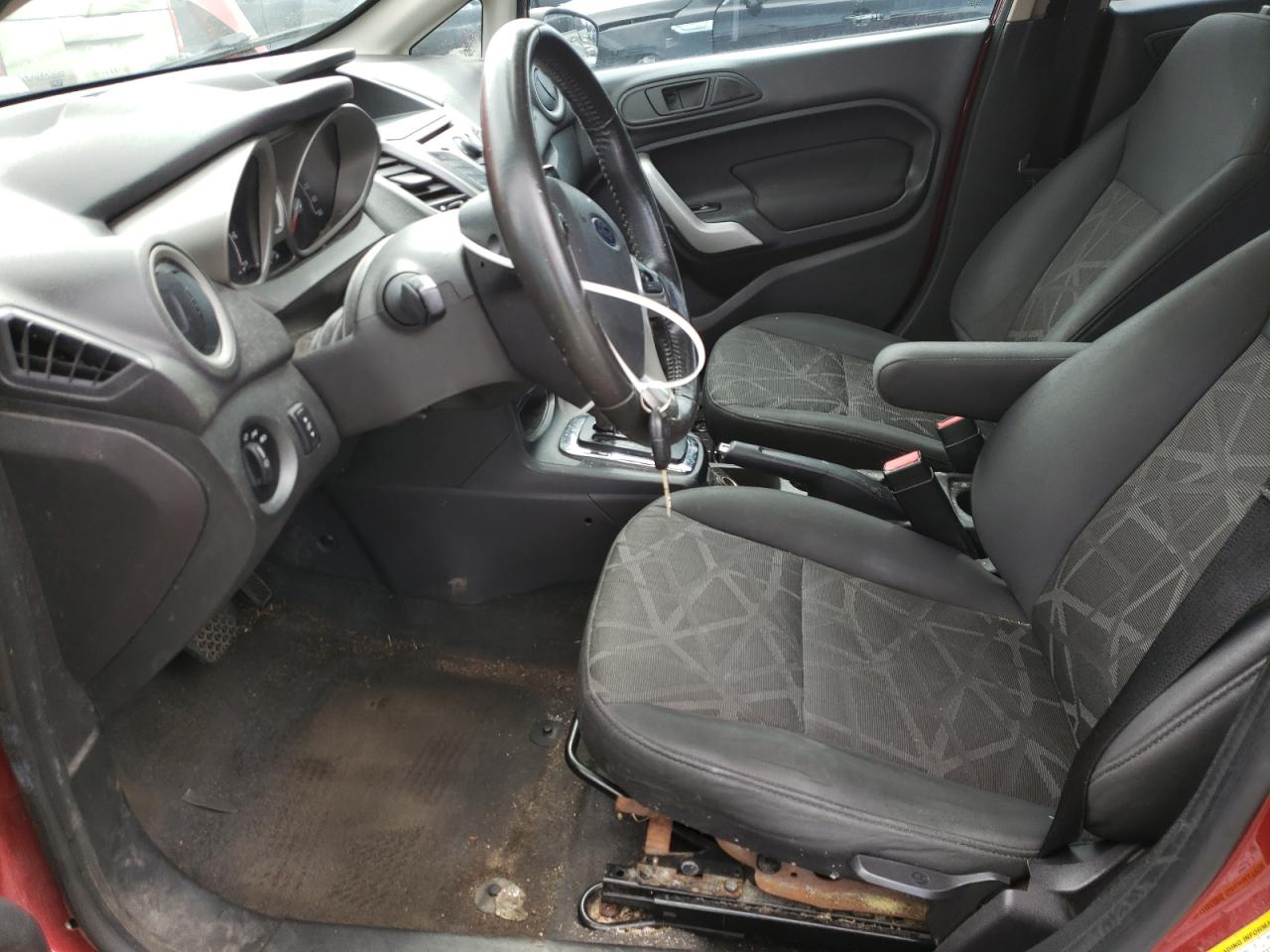2013 Ford Fiesta - Image 7