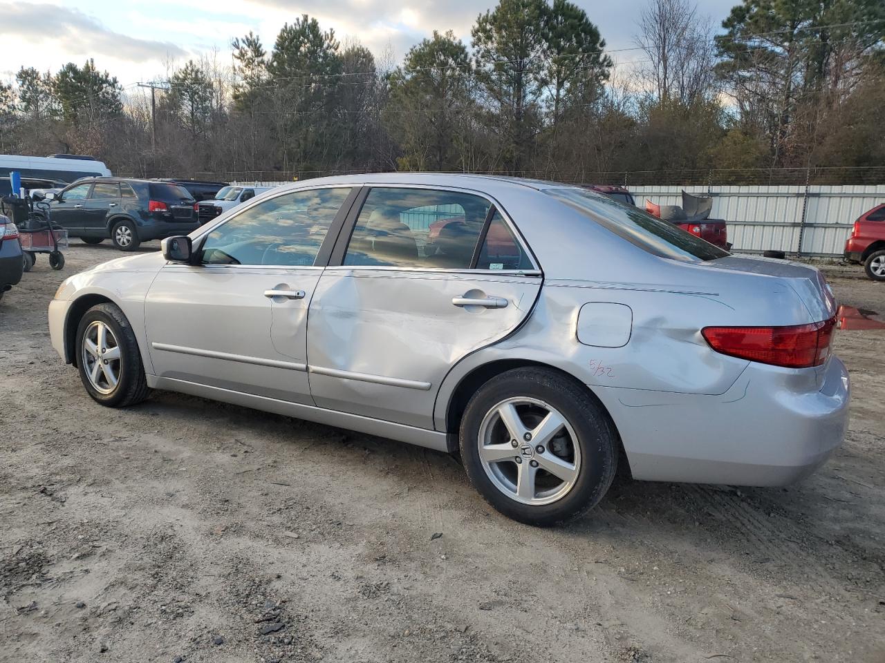 2005 Honda Accord - Image 2