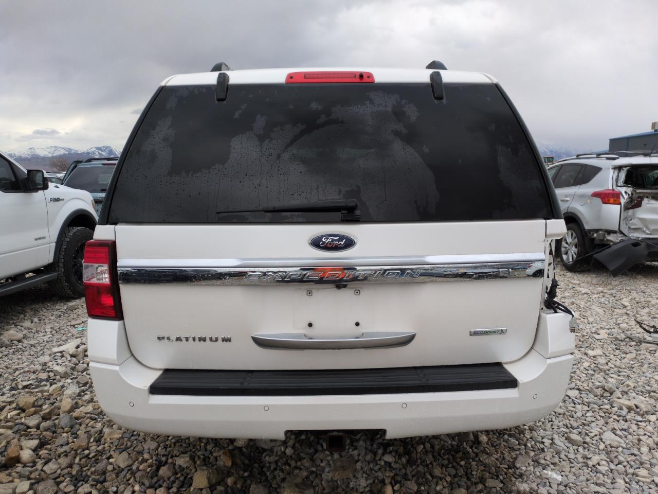 2016 Ford Expedition - Image 6