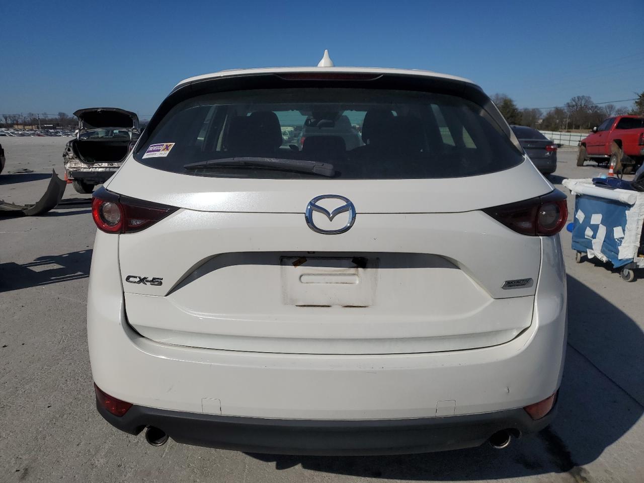 2017 Mazda CX-5 - Image 6