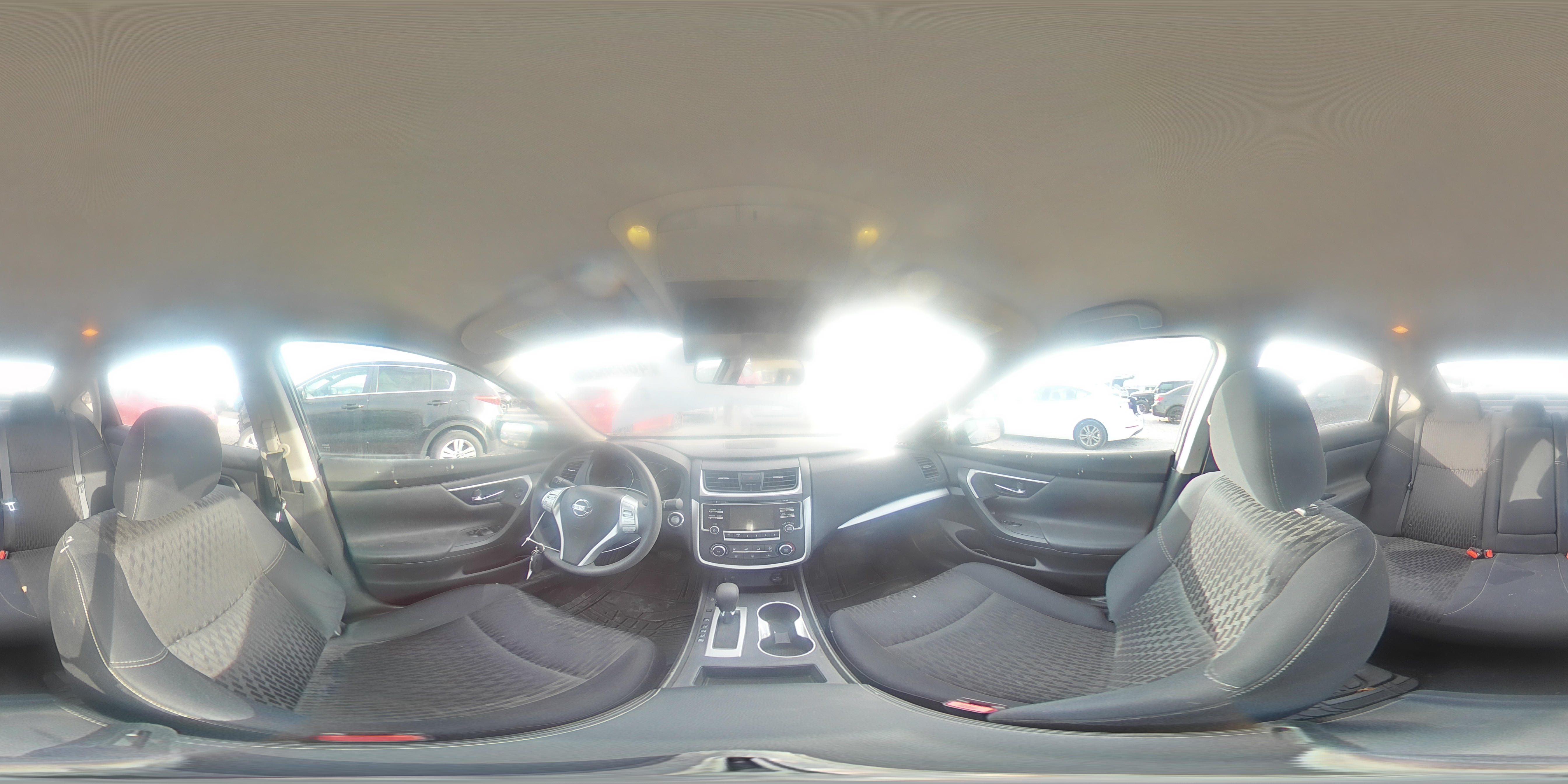 2017 Nissan Altima - Image 12