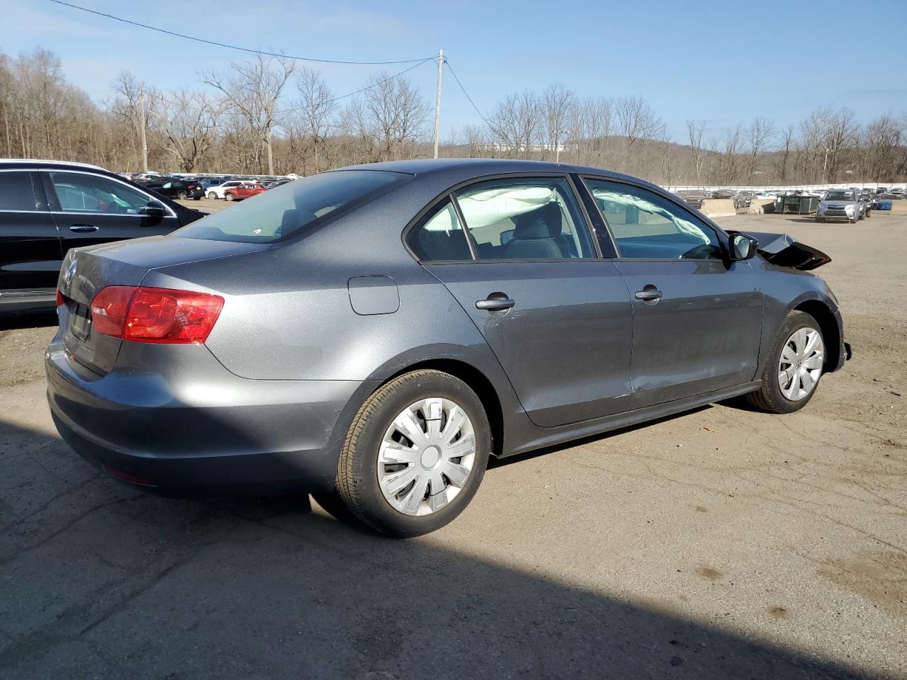 2014 Volkswagen Jetta - Image 3