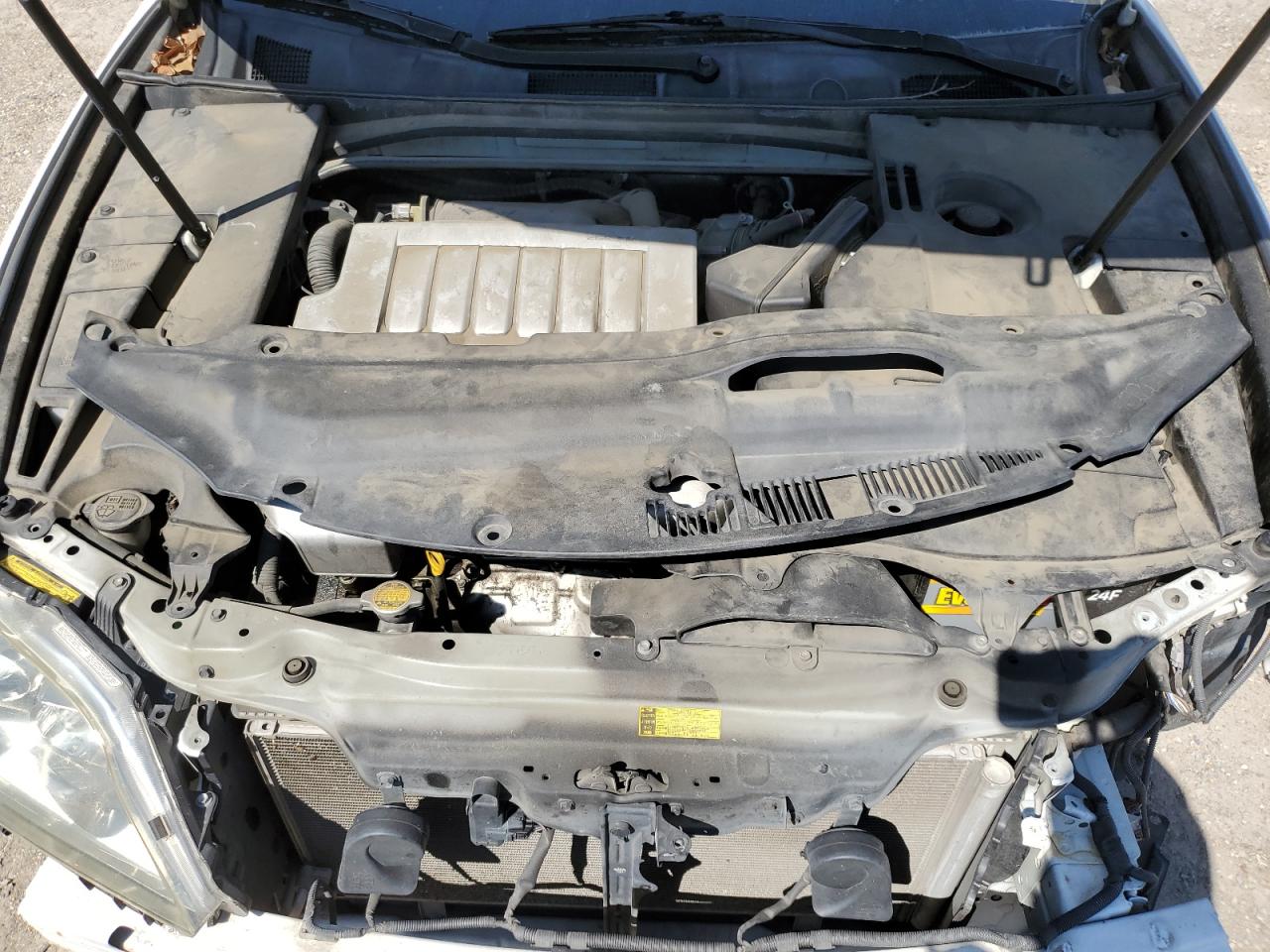 2010 Lexus ES - Image 13