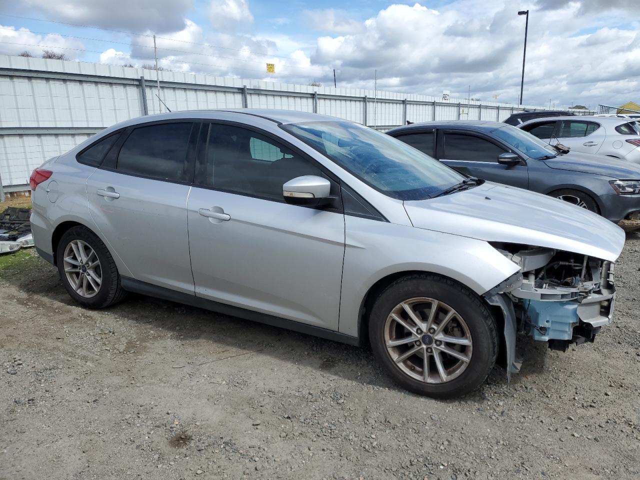 2015 Ford Focus - Image 4