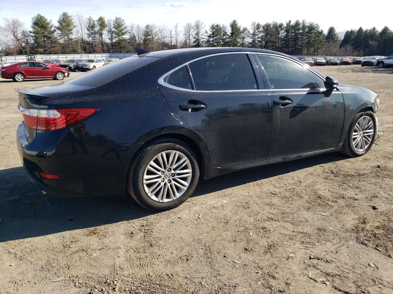 2015 Lexus ES - Image 3
