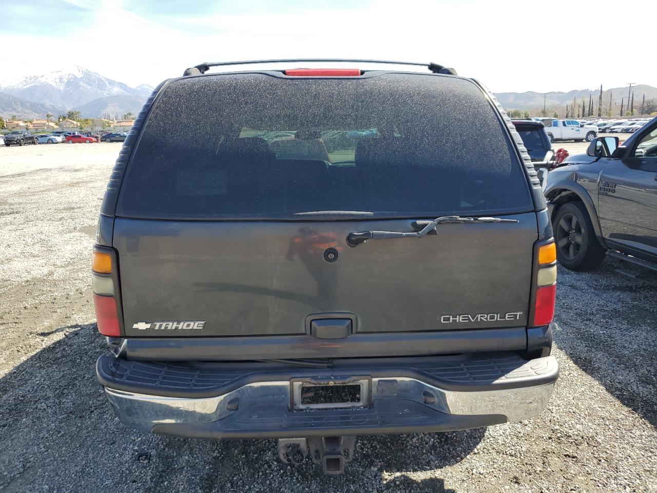 2004 Chevrolet Tahoe - Image 6