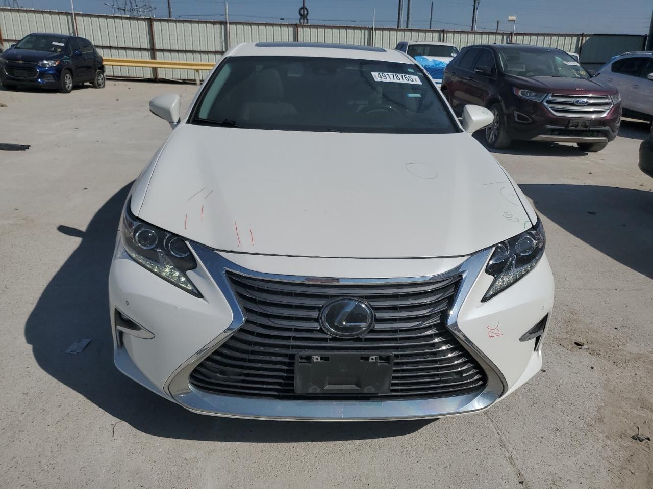 2018 Lexus ES - Image 5