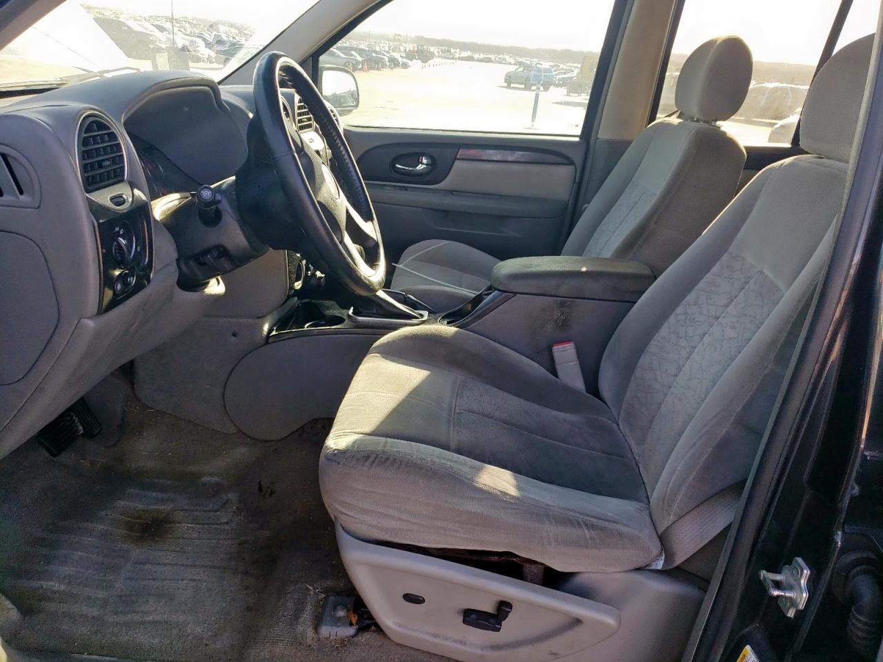 2006 GMC Envoy - Image 7