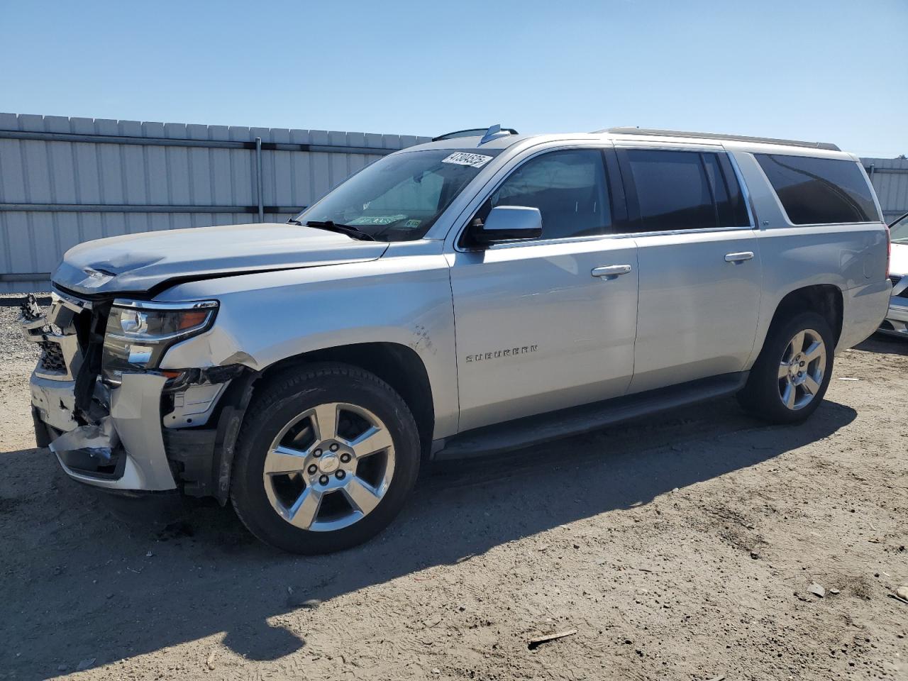 2016 Chevrolet Suburban K1500 Lt for Sale in Fredericksburg, VA - Front End