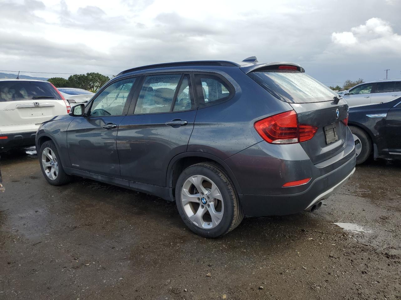 2015 BMW X1 - Image 2