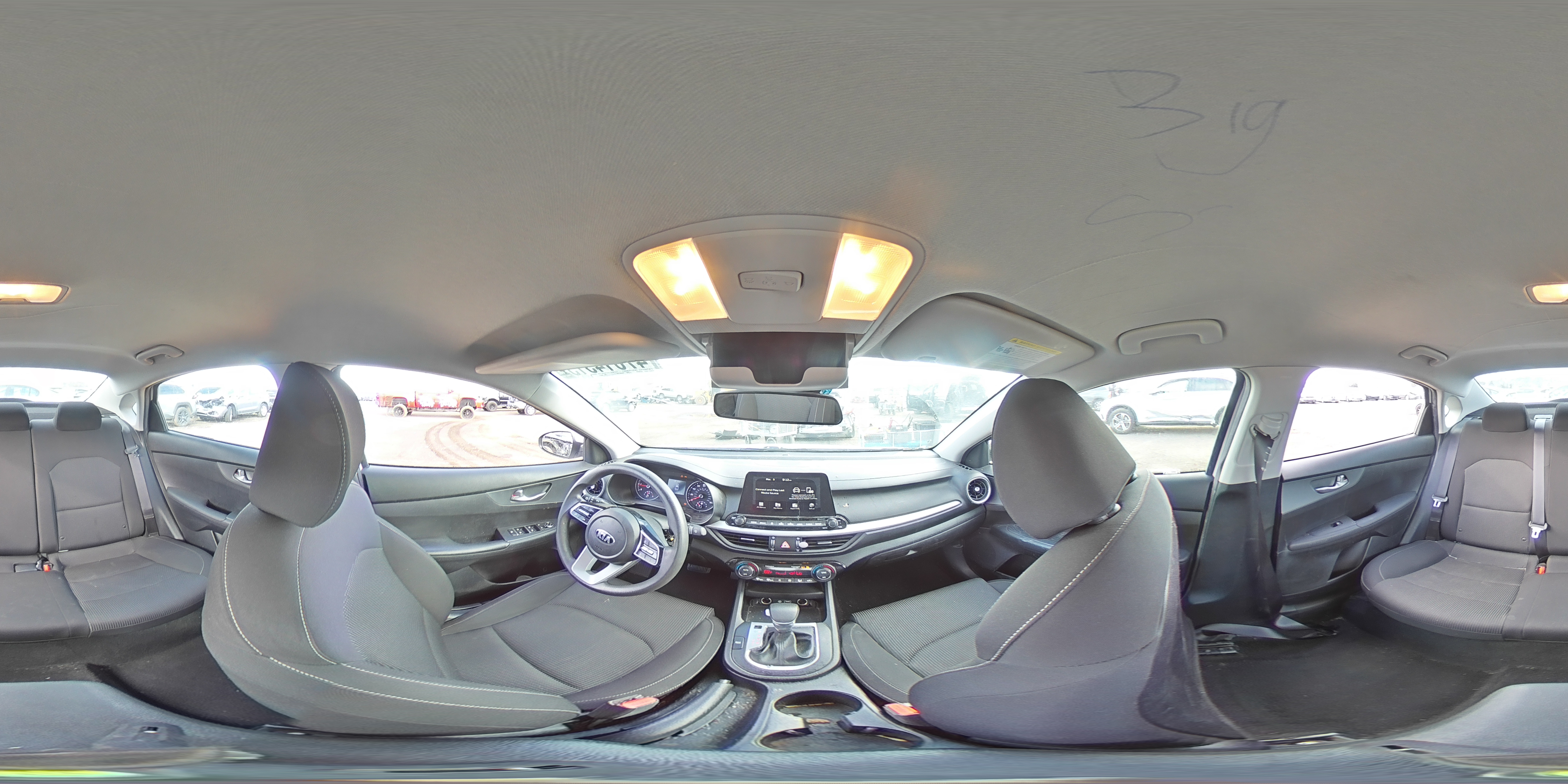2019 Kia Forte - Image 13