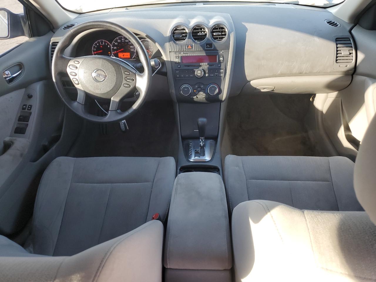 2012 Nissan Altima - Image 8