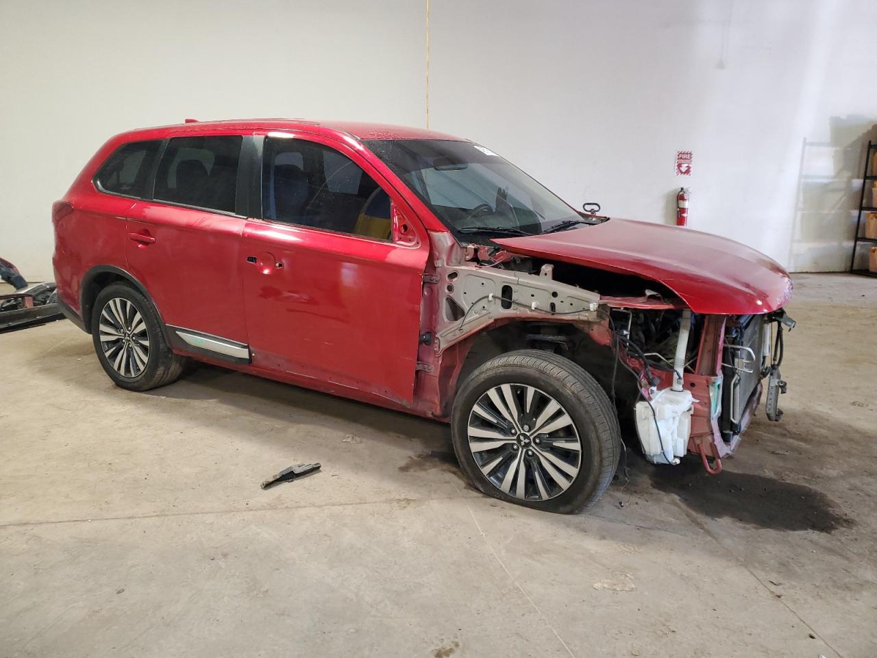 2020 Mitsubishi Outlander - Image 4