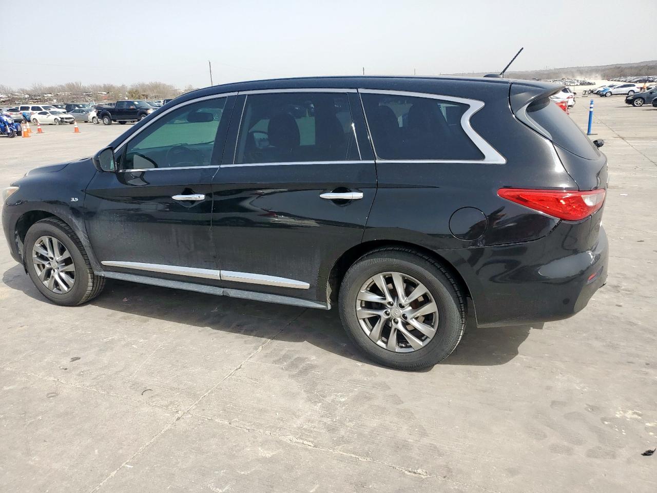 2015 Infiniti QX60 - Image 2