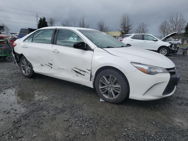  TOYOTA CAMRY 2017 Білий