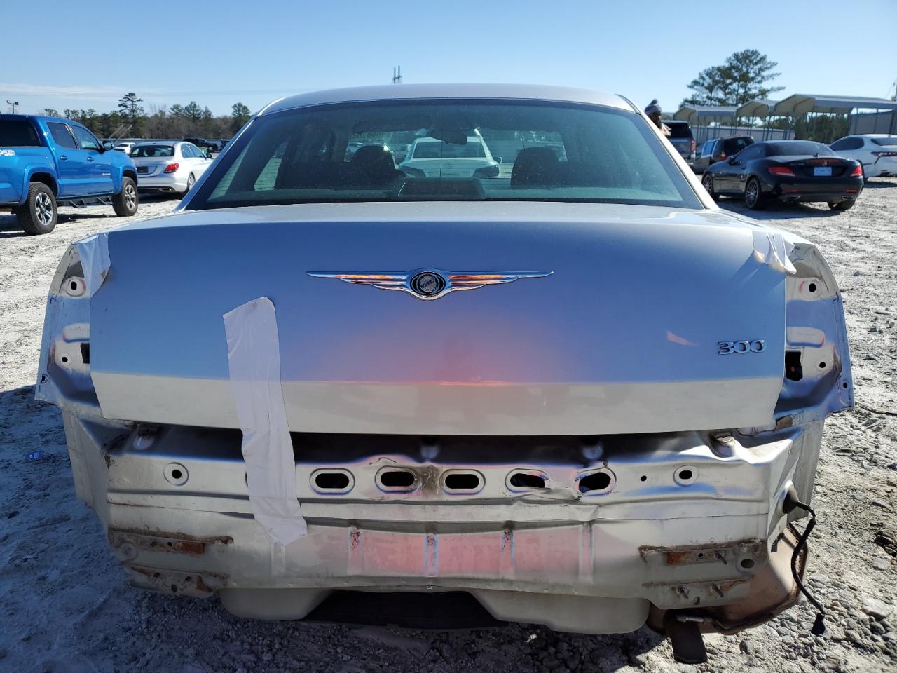 2005 Chrysler 300 VIN: 2C3JA43R15H586508 Lot: 48881645