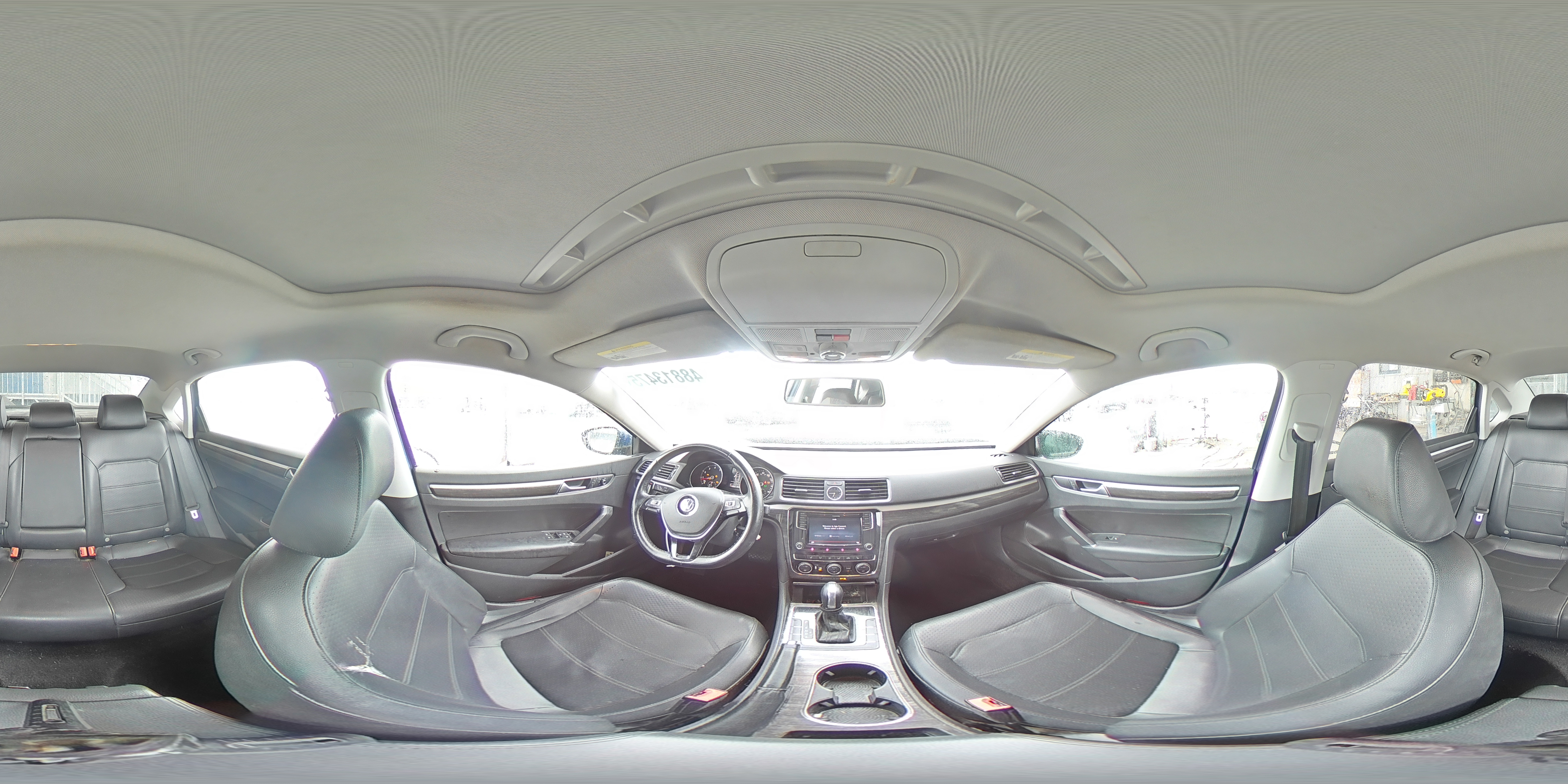 2016 Volkswagen Passat - Image 12