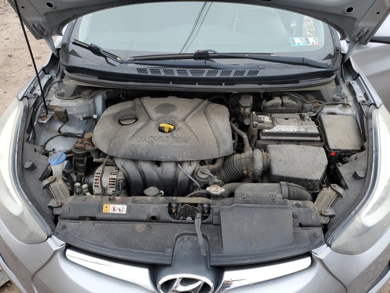 2015 Hyundai Elantra - Image 13