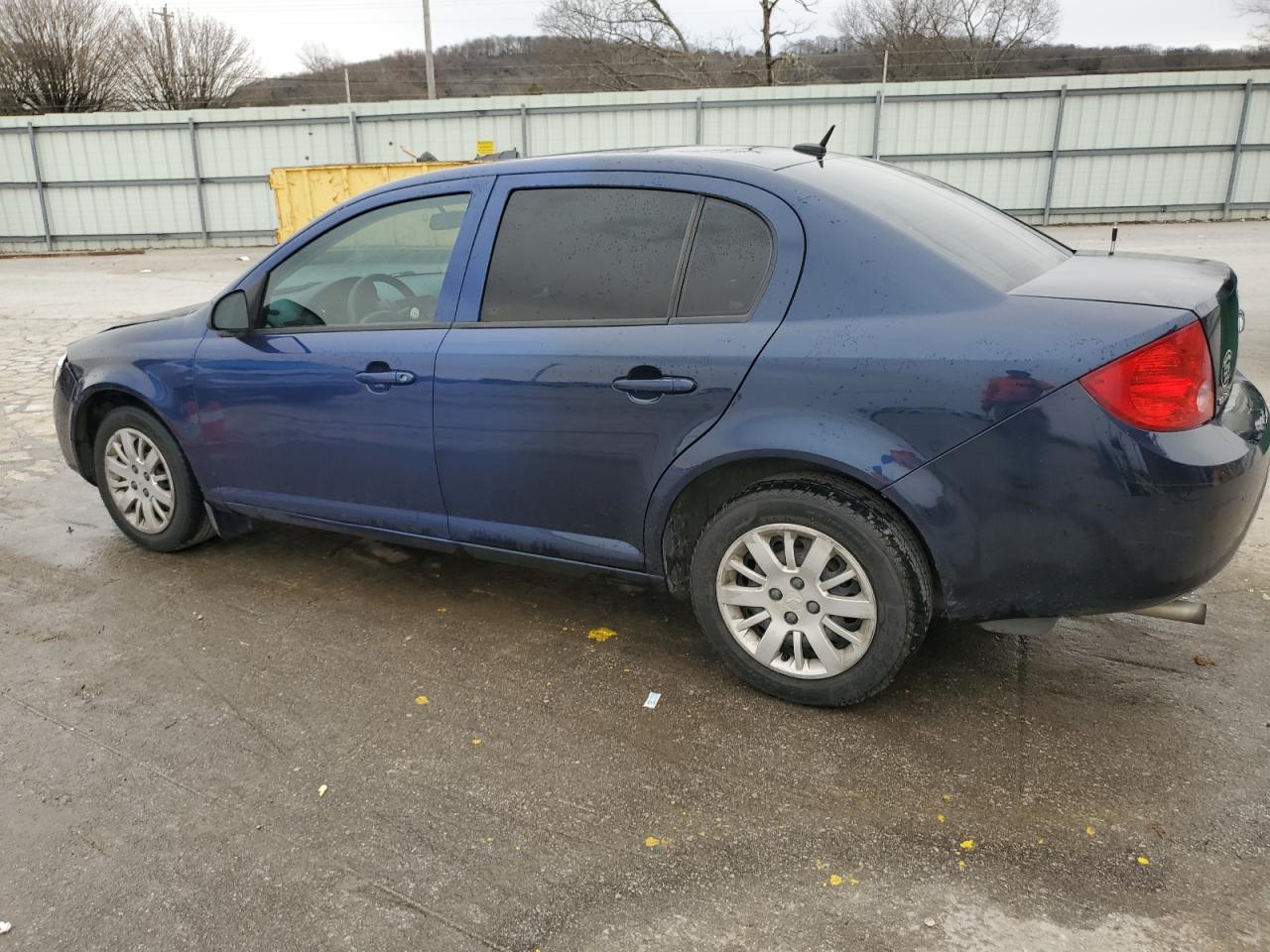2010 Chevrolet Cobalt - Image 2