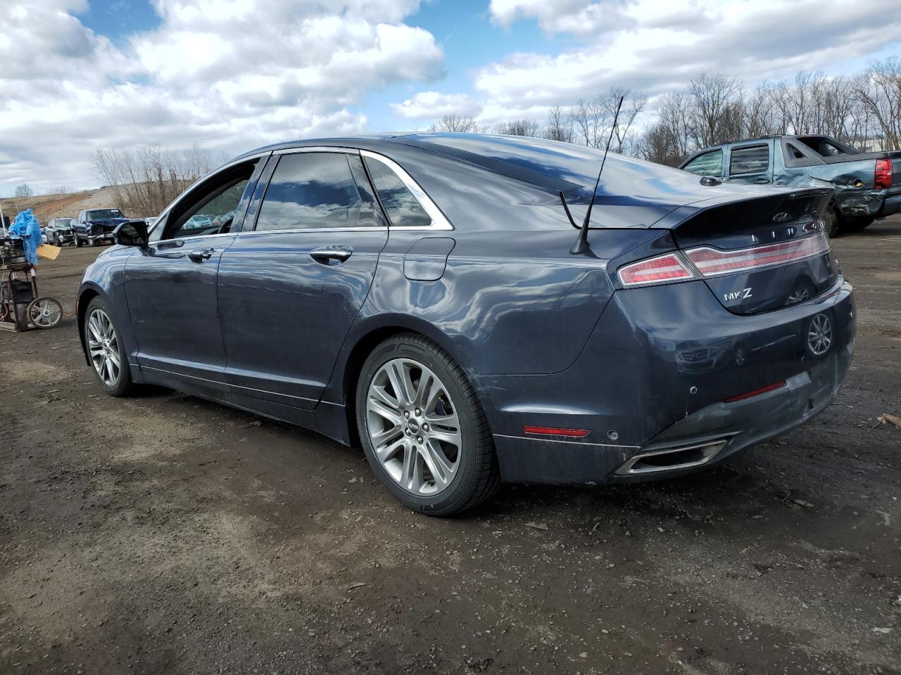2014 Lincoln MKZ - Image 2